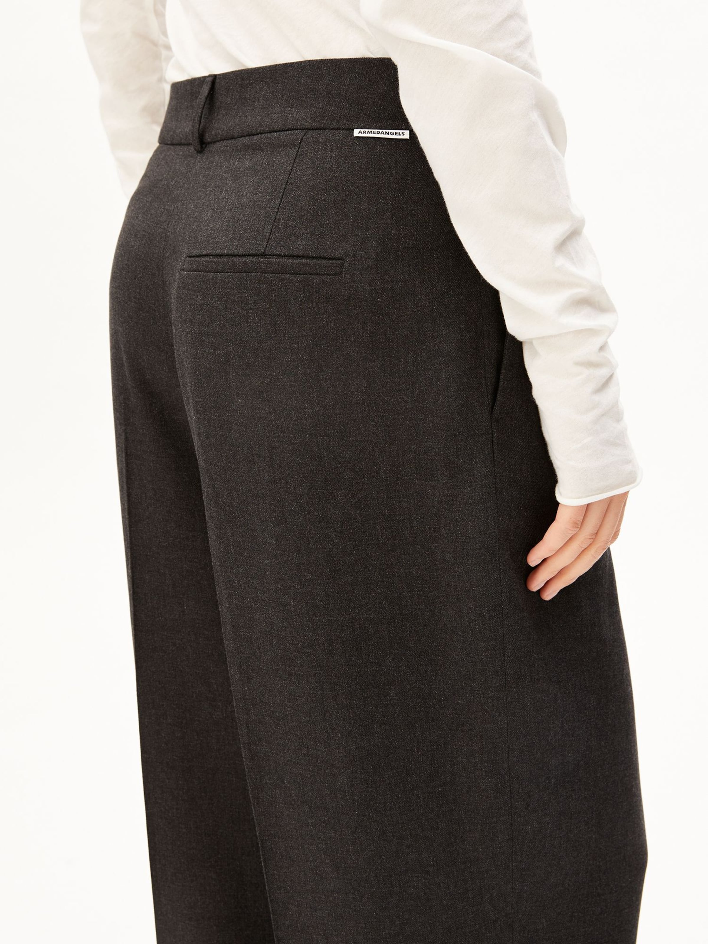 ARMEDANGELS Loosefit Stoffhose WIDE PLEATED in Grau: Rückseite