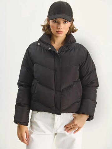 Bianco Lucci Jacke in Schwarz: Vorderseite