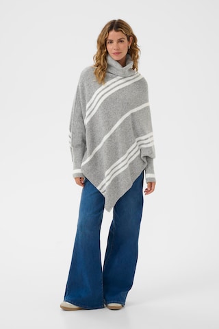 Cape 'Kuma' Cream en gris
