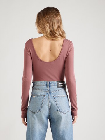 Shirtbody 'Josina' ABOUT YOU en rouge