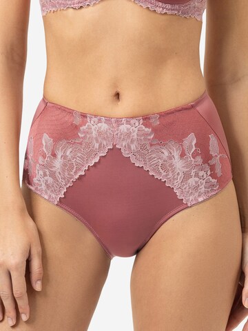 Mey Slip 'Luxurious' in Pink