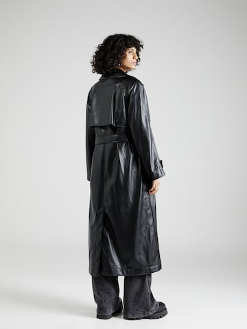 Palton de primăvară-toamnă de la UNITED COLORS OF BENETTON pe negru