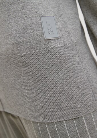 comma casual identity Pullover in Grau