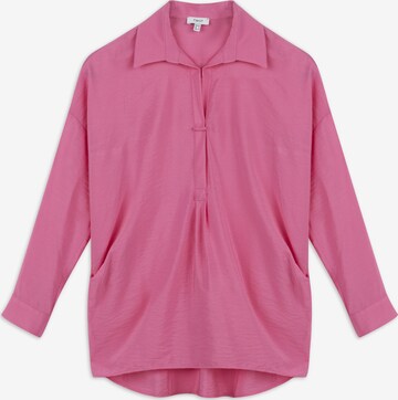 Twist Blouse in Pink: front