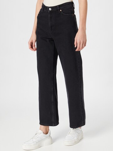 Monki Wide leg Jeans in Zwart: voorkant