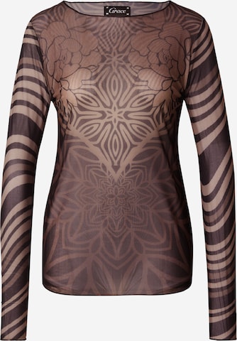 Tricou de la Grace pe gri: față