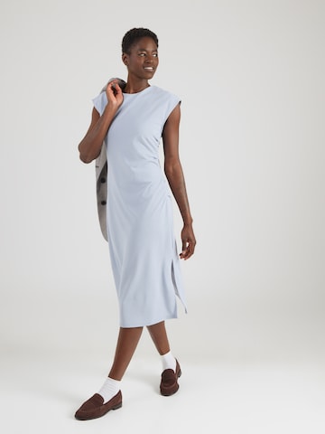 s.Oliver Obleka | modra barva: sprednja stran