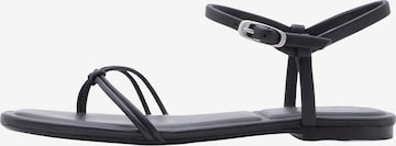 melns Calvin Klein Iešļūcenes ar pirkstu atdalītāju: no priekšpuses