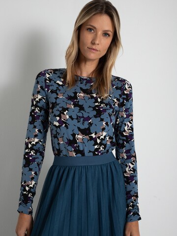 MORE & MORE Shirt in Blue: front