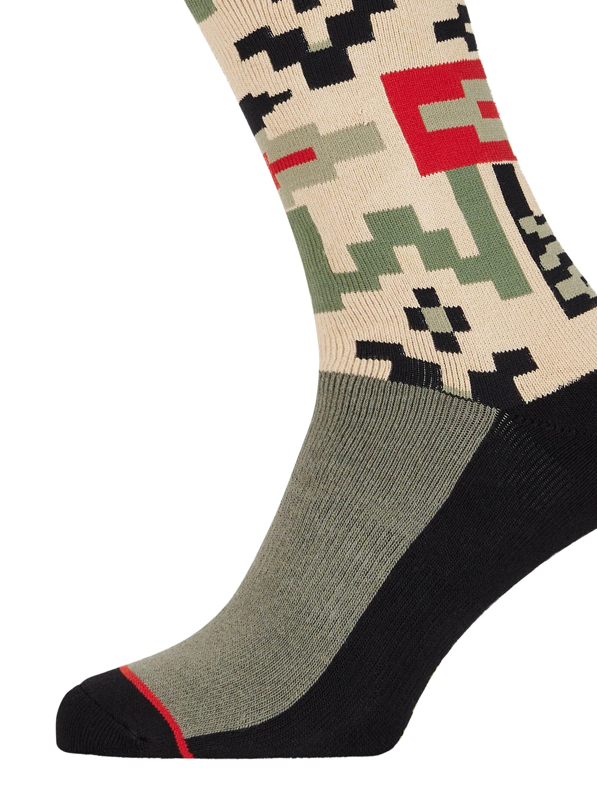 PROTEST Sports socks 'PRTACLE' in Green