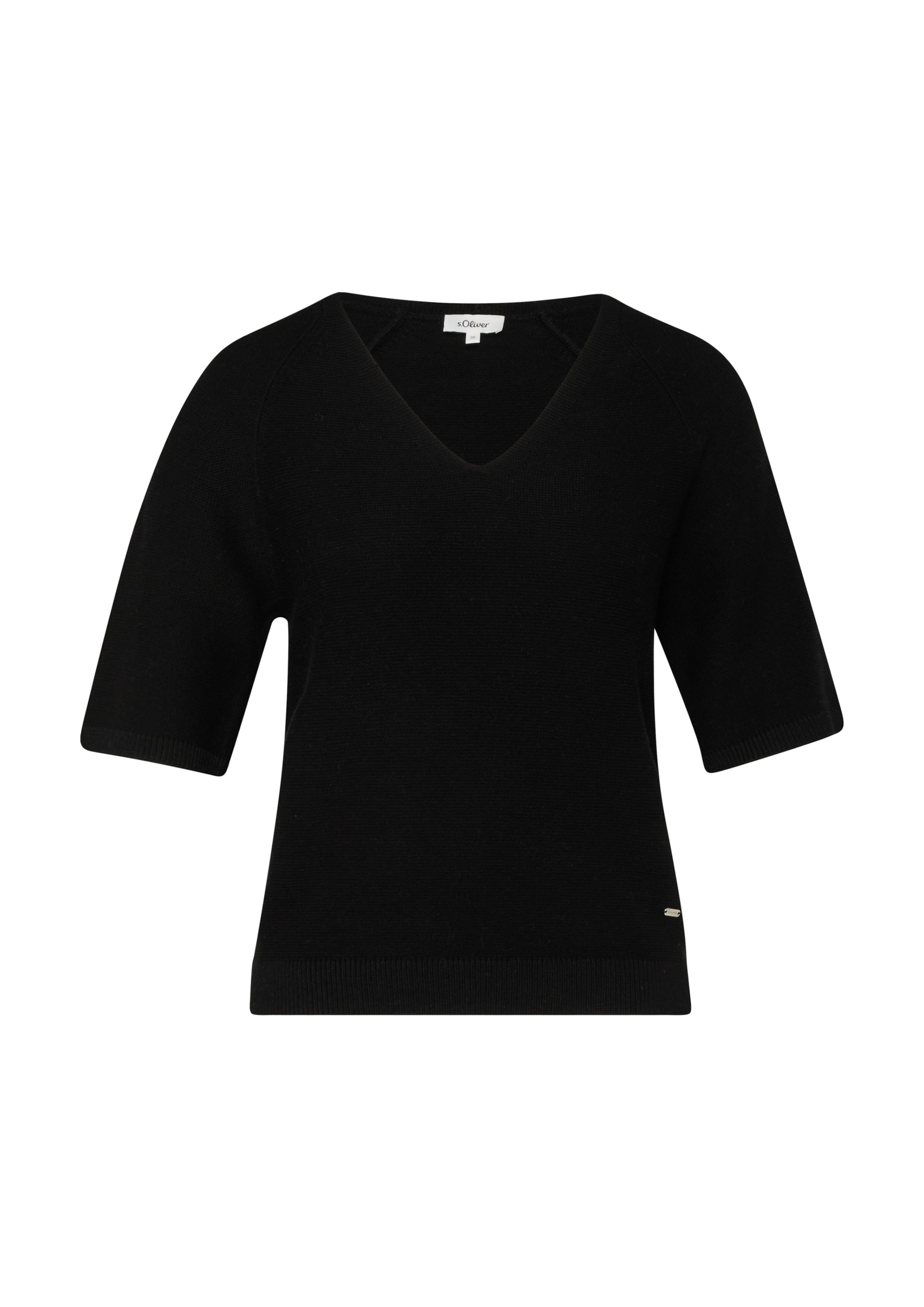 s.Oliver Sweater in Black: front