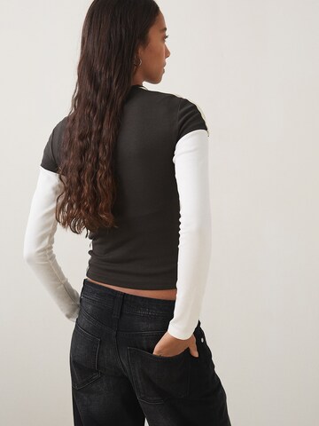 T-shirt Bershka en gris