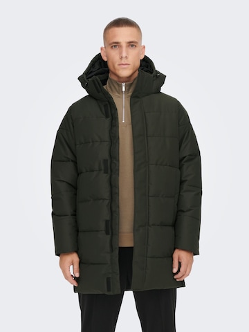 Manteau d’hiver 'CARL' Only & Sons en vert : devant