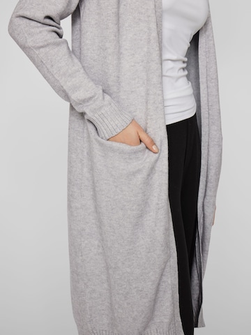 Cardigan 'VIRil' VILA en gris