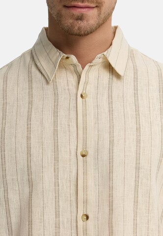 Coupe regular Chemise business ' INJulio ' INDICODE JEANS en beige