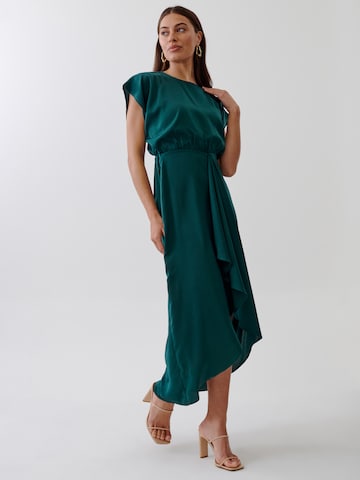 Tussah Sukienka 'MADILYN' w kolorze zielony