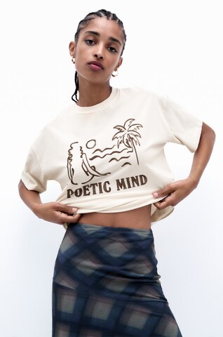 Pull&Bear T-Shirt in Beige