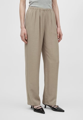 Vero Moda Tall Wide leg Trousers 'VMAMAYA' in Beige: front