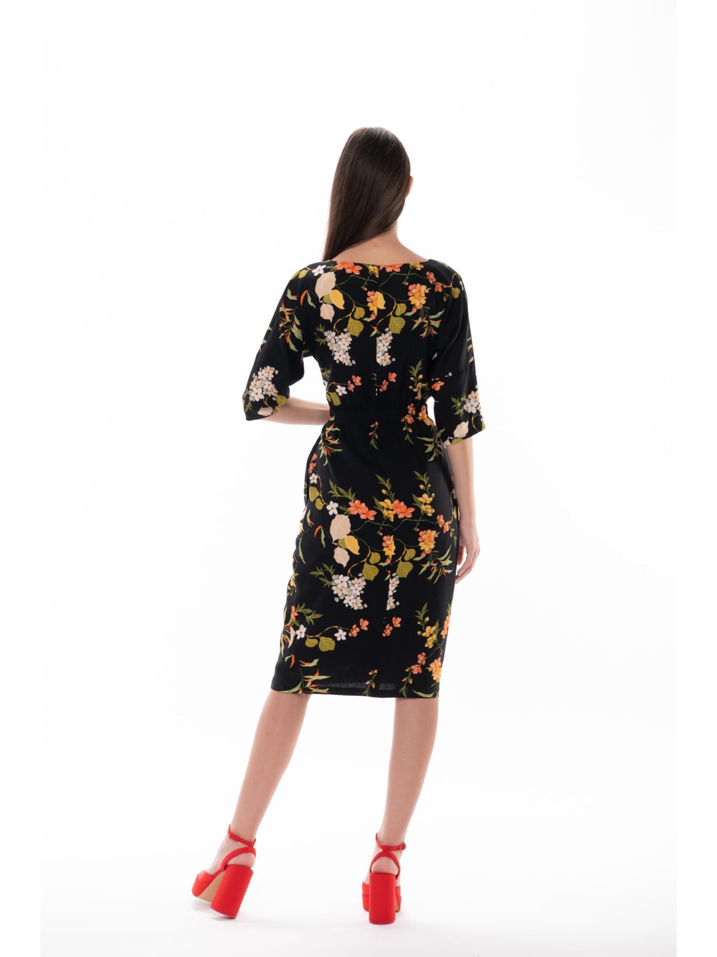 Couture de Marie Jurk 'Floral Midi Dress with Draped Waist – Black – Lise' in Zwart