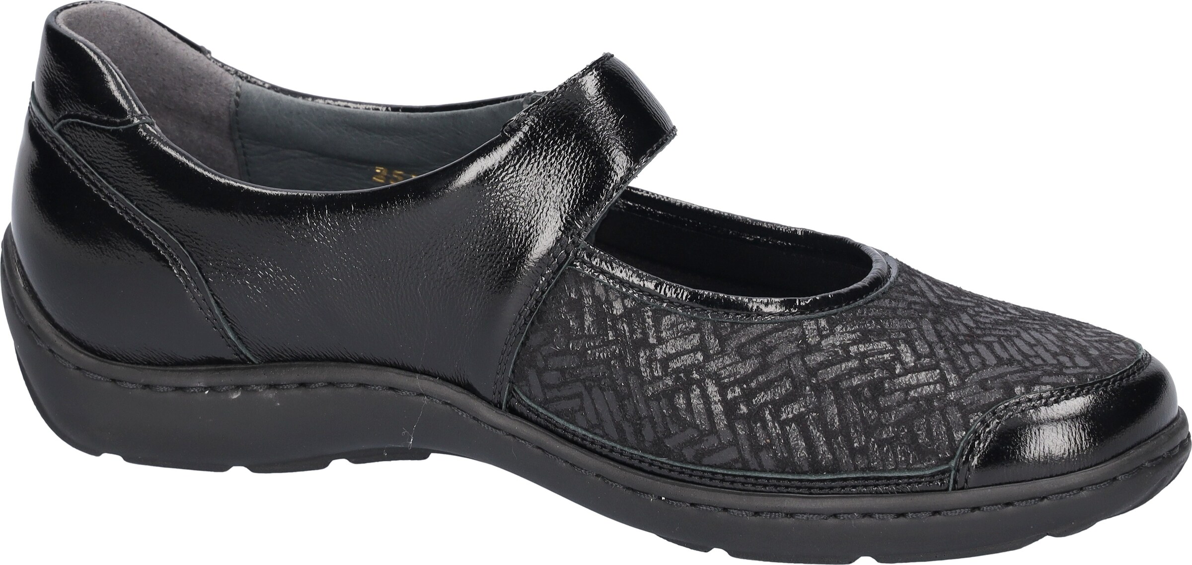 WALDLÄUFER Ballet Flats in Black