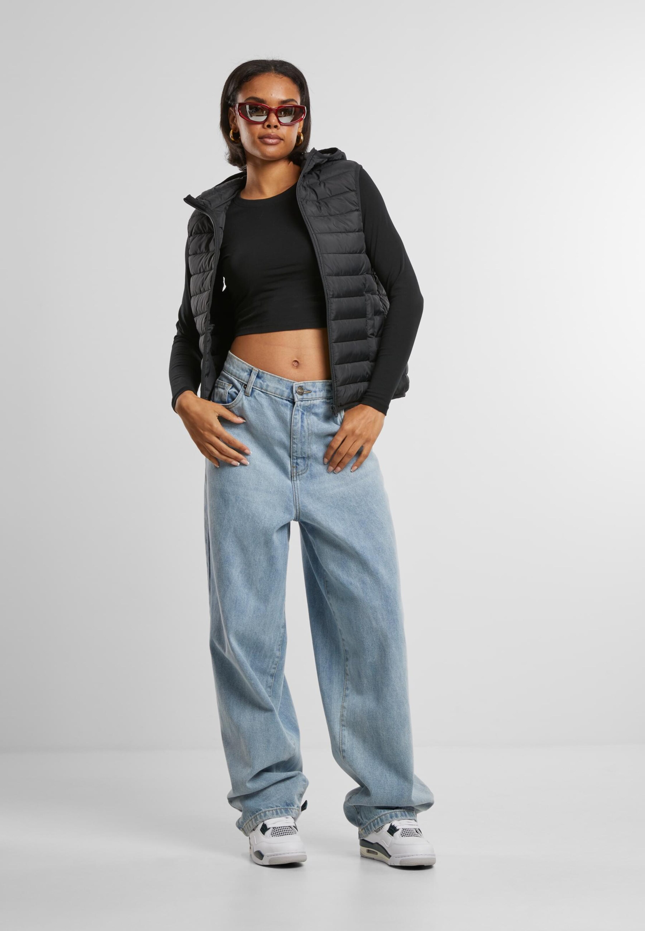 Urban Classics Vest in Black