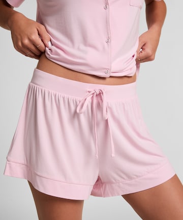Hunkemöller Shorty in Pink: front