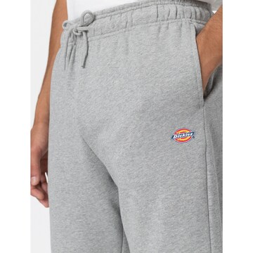 DICKIES Regular Hose 'MAPLETON' in Grau