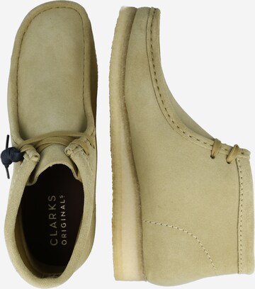 Clarks Originals Kotníkové boty 'Wallabee' – béžová