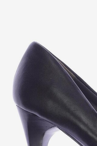 Calvin Klein High Heels & Pumps in 38 in Black