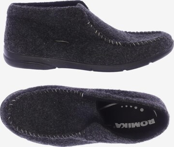 ROMIKA Flats & Loafers in 37 in Black: front