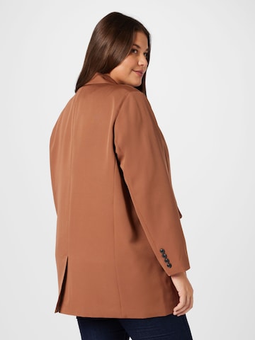 Blazer Vero Moda Curve en marron