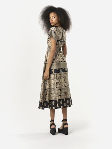 KOROSHI Jurk in Beige