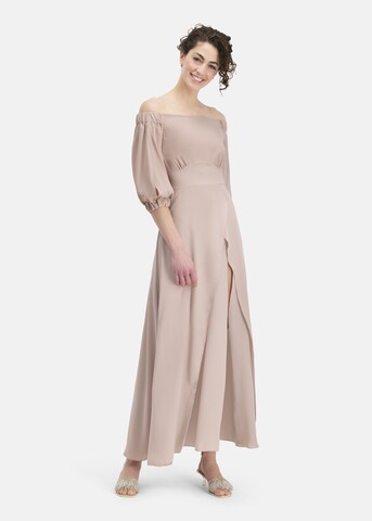 Nicowa Kleid in Beige