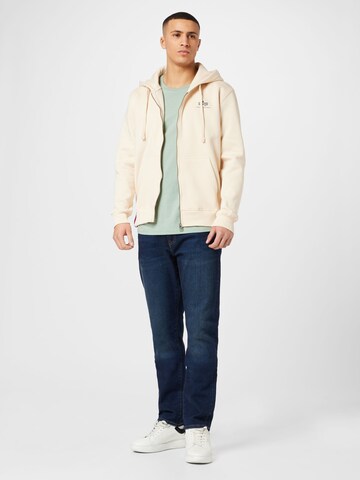 ALPHA INDUSTRIES Regularny krój Koszulka w kolorze zielony