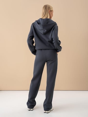 cut my fashion Träningsdräkt i grå