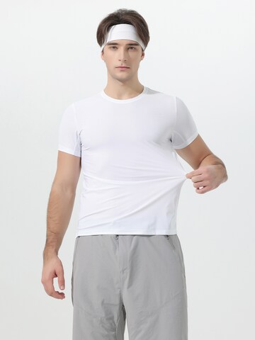 YOUTHUP Funktionsshirt 'Lichtschein'‌‌‌‌‌‌‌‌‌ in Weiß