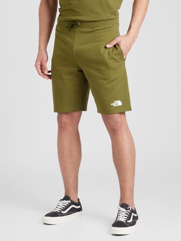 THE NORTH FACE Regular Broek in Groen: voorkant