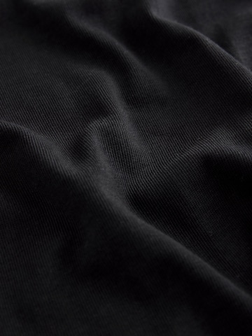 T-Shirt Next en noir