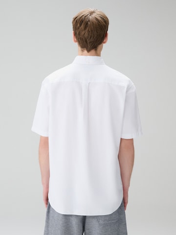 Next Средняя посадка Рубашка в Белый