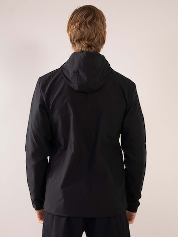 Divina Sportsjakke 'Pondus' i sort