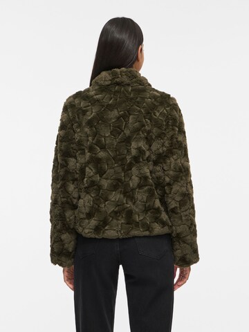 Veste mi-saison 'DORTE' VILA en vert