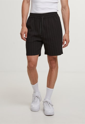 Urban Classics Regular Broek in Zwart: voorkant
