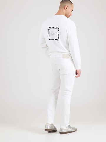 Calvin Klein Jeans Слим Джинсы в Белый