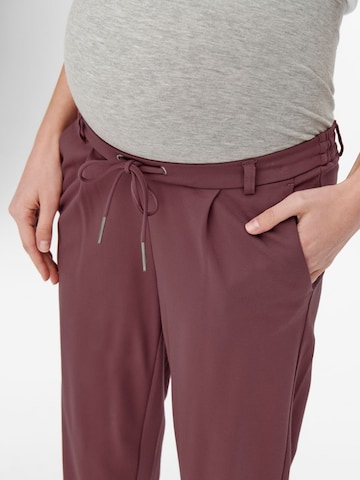 Coupe slim Pantalon à pince Only Maternity en violet