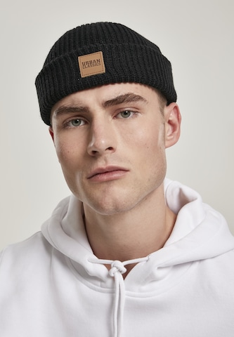 Urban Classics Beanie 'Dogger' in Black: front