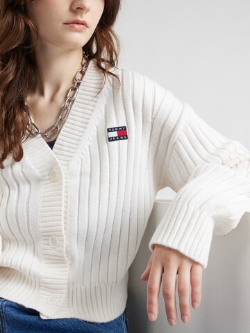 Tommy Jeans Kardigan – bílá