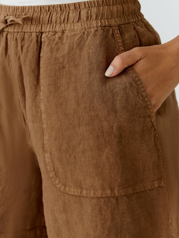 OUI Loosefit Hose in Braun