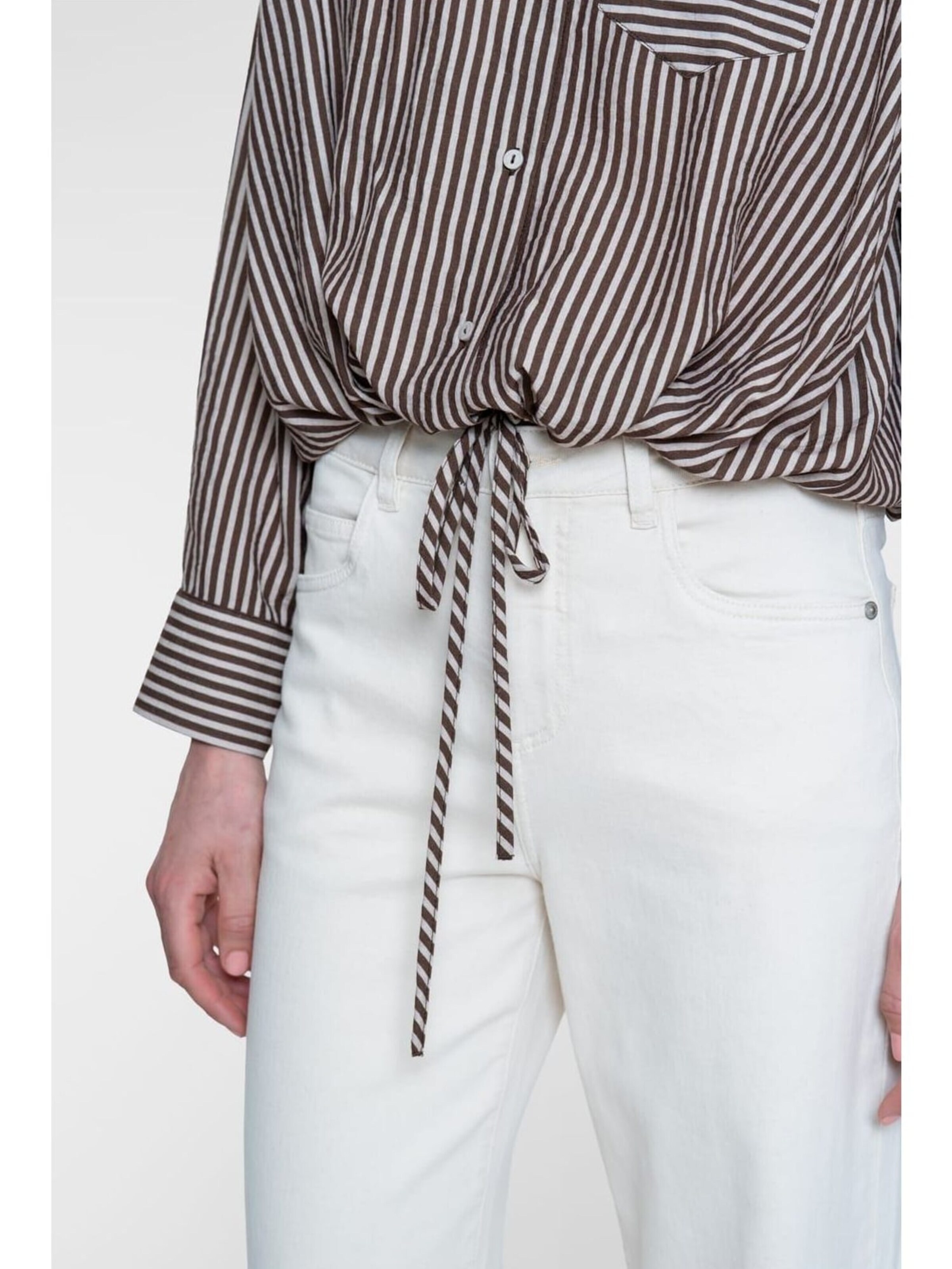 Geisha Blouse in Bruin