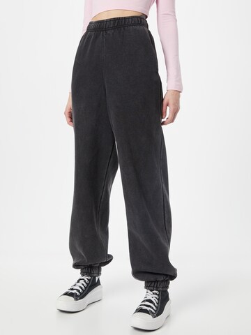 Effilé Pantalon Urban Classics en noir : devant