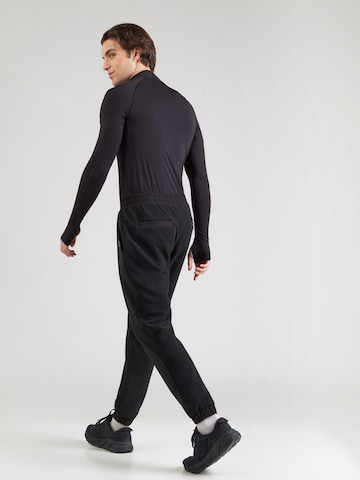 4F Дънки Tapered Leg Спортен панталон в черно